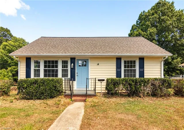 Photo 1 of Single family home for sale at 214 Moon St, Thomasville, NC 27360 | MLS# 1219891 | Listing updated on 2026-09-13