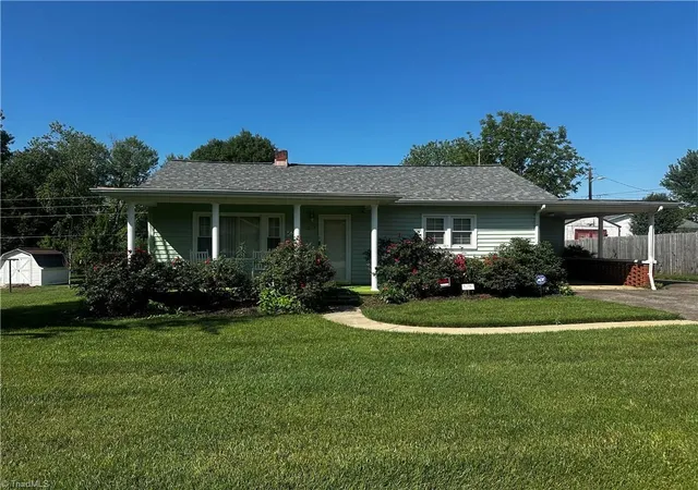 Homes for sale in North Wilkesboro, NC | 264 Fairplains Rd, North Wilkesboro, NC 28659 | MLS# 1226855