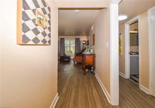 4th image of 2890 Carriage Dr, Winston Salem, NC 27106 | MLS# 1224545