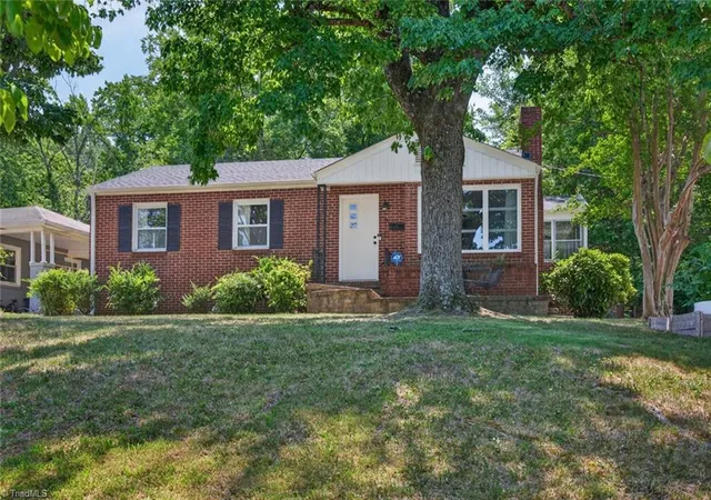 1st image of 215 S Lindell Rd, Greensboro, NC 27403 | MLS# 1227700