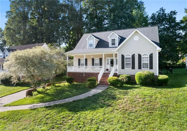 Photo 1 of Single family home for sale at 220 Coghill Dr, Winston Salem, NC 27103 | MLS# 1231850 | Listing updated on 2026-09-16