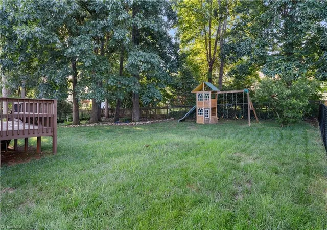 Photo 4 of Single family home for sale at 220 Coghill Dr, Winston Salem, NC 27103 | MLS# 1231850 | Listing updated on 2026-10-08