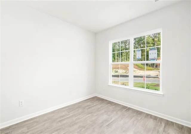 Photo 2 of Single family home for sale at 1 Jubilee Ct, Greensboro, NC 27406 | MLS# 1217894 | Listing updated on 2026-09-20