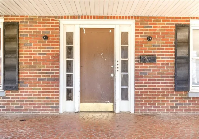 Photo 4 of Multi family home for sale at 1012 S Main St, Burlington, NC 27215 | MLS# 1125796 | Listing updated on 2026-08-29