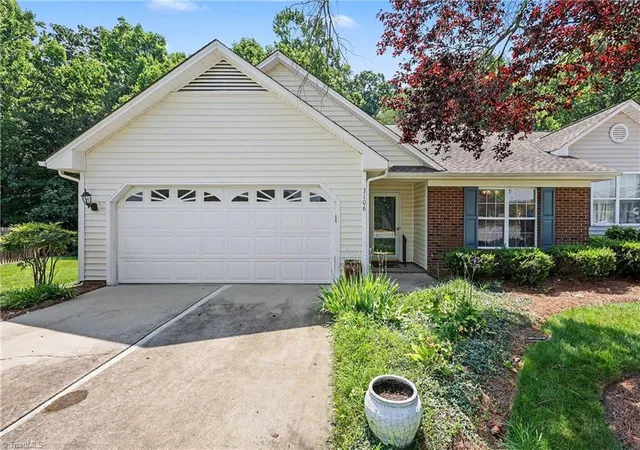 1st image of 3106 Woodpoint St, Jamestown, NC 27282 | MLS# 1226668