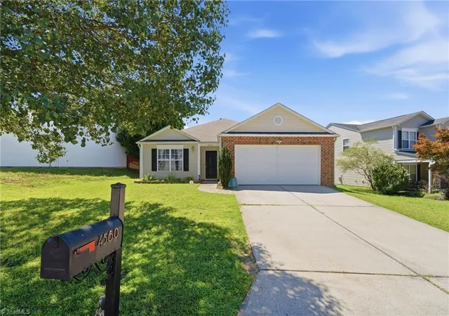 Photo 4 of Sale Pending at 4560 Vernon Farms Blvd, Kernersville, NC 27284 | MLS# 1229353 | Listing updated on 2026-09-12