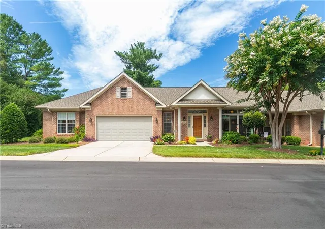 2nd image of 4301 Hanberry Dr, Greensboro, NC 27410 | MLS# 1231090