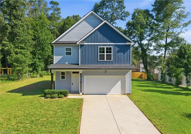 Photo 2 of Single family home for sale at 702 Vance St, Mebane, NC 27302 | MLS# 1233636 | Listing updated on 2026-09-04