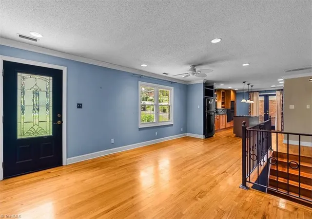 Photo 3 of Single family home for sale at 4009 Alonzo Dr, Winston Salem, NC 27104 | MLS# 1233990 | Listing updated on 2026-09-16