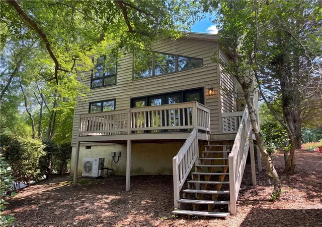 5th image of 101 Maple Hill Ct, Winston Salem, NC 27106 | MLS# 1226832