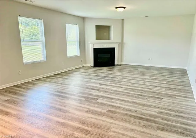 Photo 4 of Single family home for sale at 3966 Heather View Ln, Winston Salem, NC 27127 | MLS# 1230760 | Listing updated on 2026-09-16