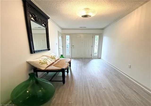 Photo 3 of Single family home for sale at 313 Quarterpath Ln, Jamestown, NC 27282 | MLS# 1233702 | Listing updated on 2026-09-10