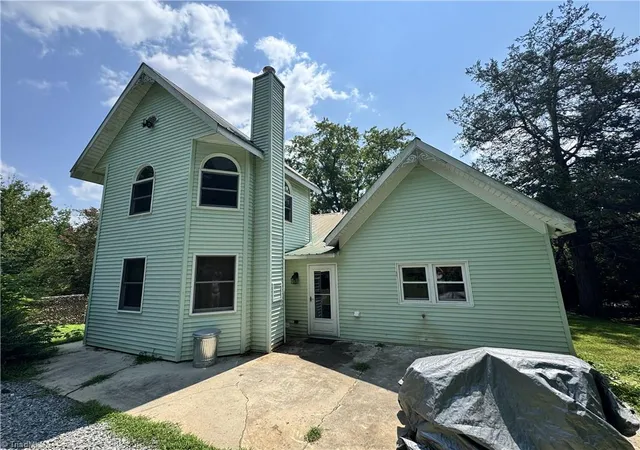2nd image of 137 Old Rockford Rd, Dobson, NC 27017 | MLS# 1229632