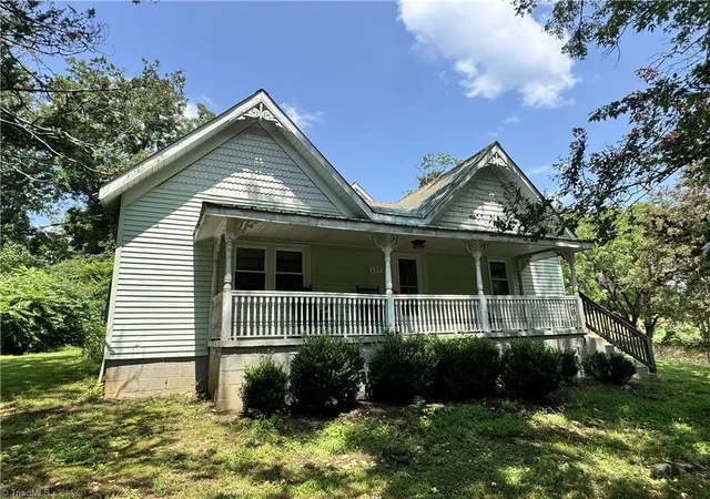 3rd image of 137 Old Rockford Rd, Dobson, NC 27017 | MLS# 1229632