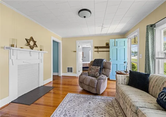 Homes for sale in Elkin, NC | 630 Pleasant Hill Dr, Elkin, NC 28621 | MLS# 1225656