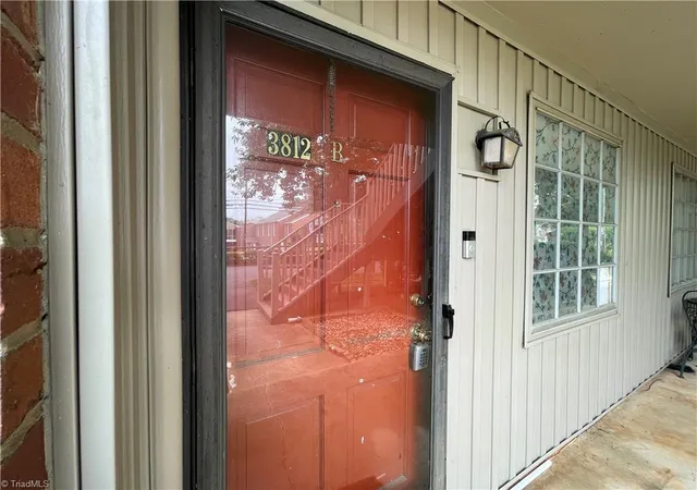 3rd image of 3812 Country Club Rd #B, Winston Salem, NC 27104 | MLS# 1222085