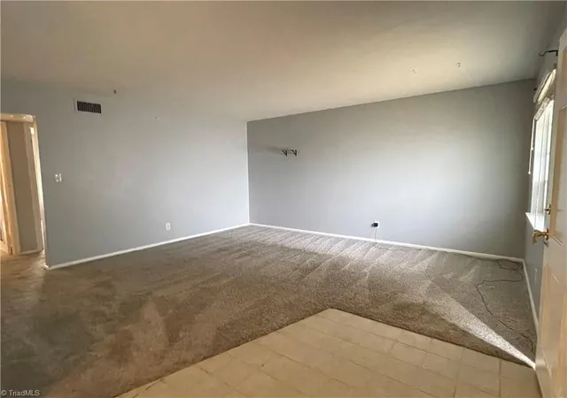 4th image of 3812 Country Club Rd #B, Winston Salem, NC 27104 | MLS# 1222085