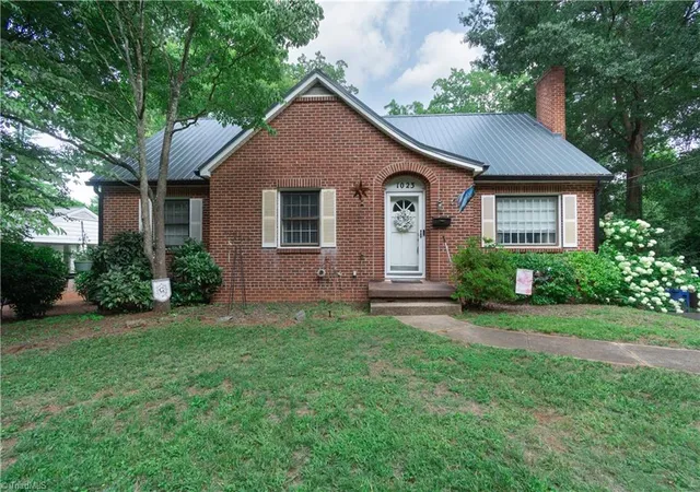 Photo 1 of Single family home for sale at 1023 Kearns Ave, Winston Salem, NC 27106 | MLS# 1229118 | Listing updated on 2026-08-07