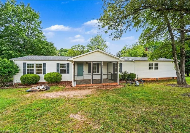 2nd image of 252 Ponderosa Rd, Stoneville, NC 27048 | MLS# 1233137