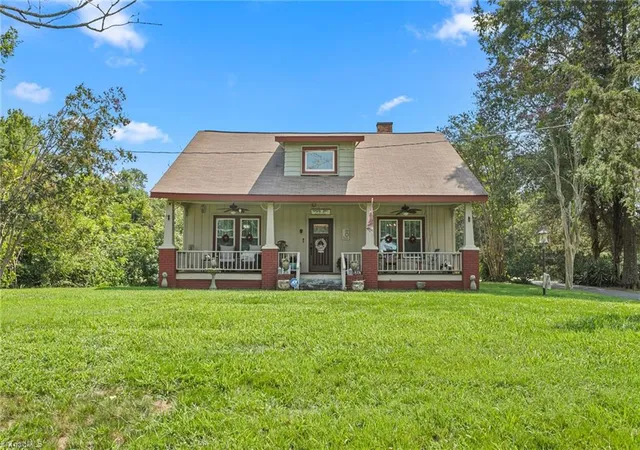 1st image of 4354 Ridge Rd, Lexington, NC 27295 | MLS# 1231148