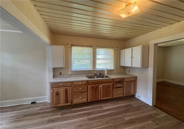 Homes for sale in North Wilkesboro, NC | 507 Sparta Rd, North Wilkesboro, NC 28659 | MLS# 1226335