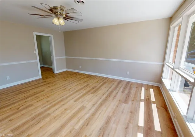 3rd image of 204 Forest Hill Rd, Mount Airy, NC 27030 | MLS# 1221817