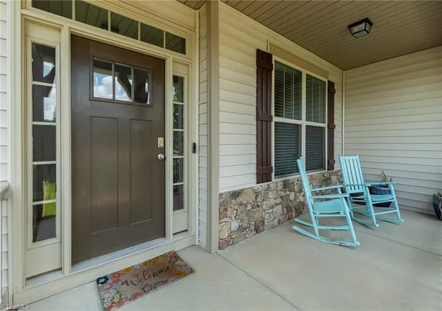 4th image of 501 Lauryn Waverly Wy, Greensboro, NC 27455 | MLS# 1227082
