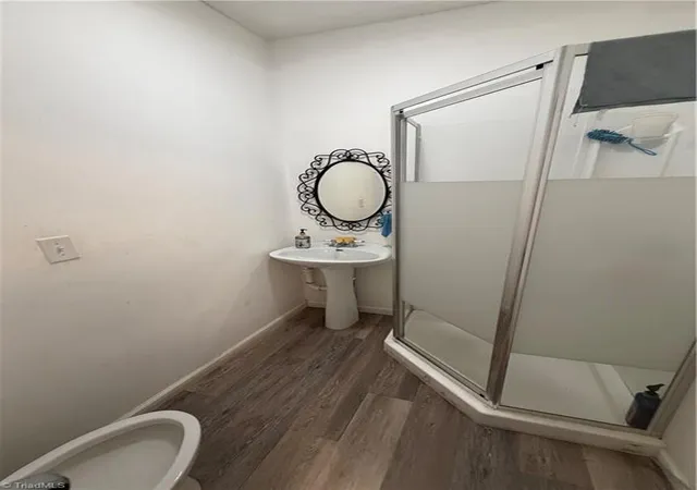 Photo 3 of Single family home for sale at 427 W Lexington Ave, High Point, NC 27262 | MLS# 1223781 | Listing updated on 2026-08-05