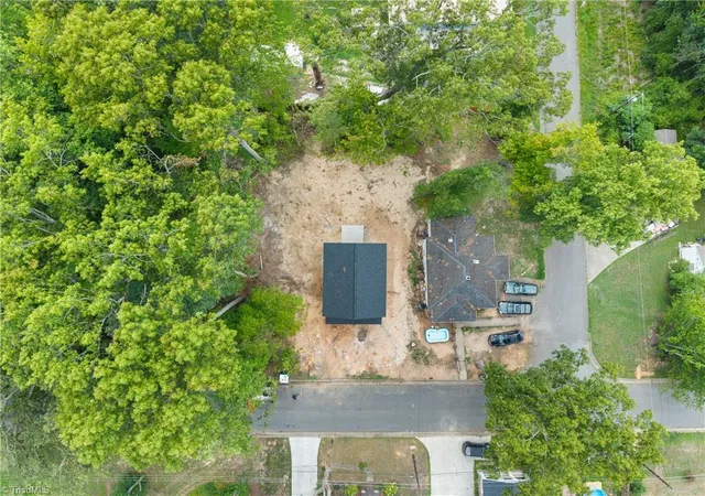 24th image of 4946 Wilkes Dr, Winston Salem, NC 27106 | MLS# 1222900