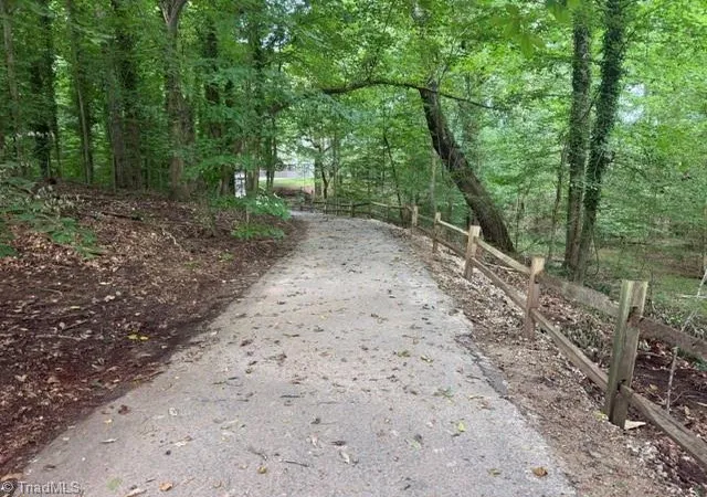 3rd image of 3054 Ridgemeadow Dr, Winston Salem, NC 27127 | MLS# 1231658