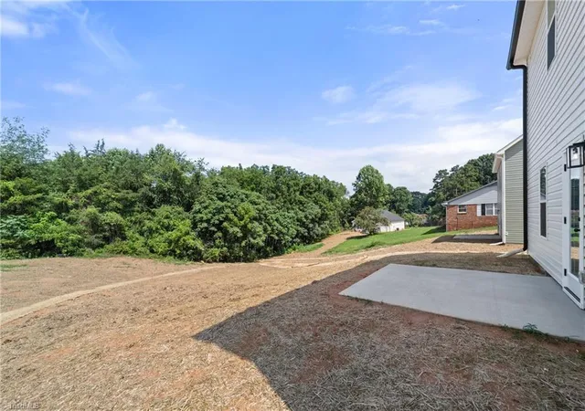 38th image of 1667 Ralee Dr, Winston Salem, NC 27127 | MLS# 1230241