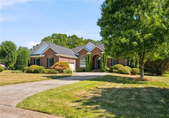 Photo 3 of Sale Pending at 619 Laurel Valley Way, Salisbury, NC 28144 | MLS# 1224909 | Listing updated on 2026-08-31