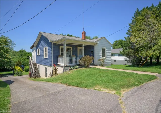 1st image of 923 South St, Mount Airy, NC 27030 | MLS# 1229152