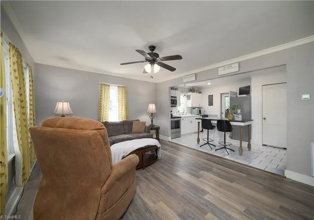 5th image of 923 South St, Mount Airy, NC 27030 | MLS# 1229152
