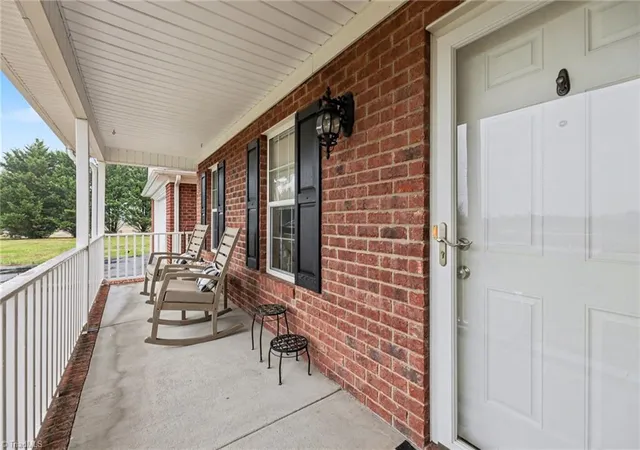 Homes for sale in Asheboro, NC | 5421 Waynick Meadow Rd, Asheboro, NC 27205 | MLS# 1210215