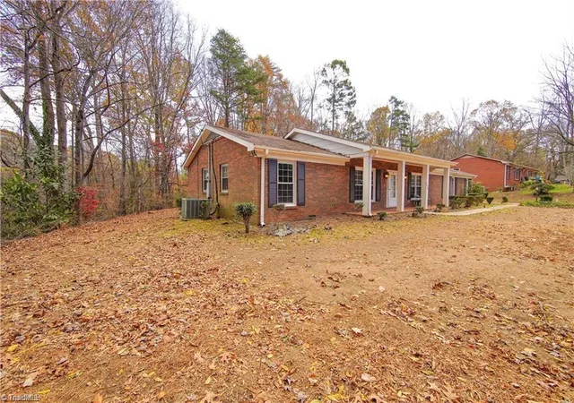 Photo 3 of Single family home for sale at 3365 New Walkertown Rd, Winston Salem, NC 27105 | MLS# 1213181 | Listing updated on 2026-08-31