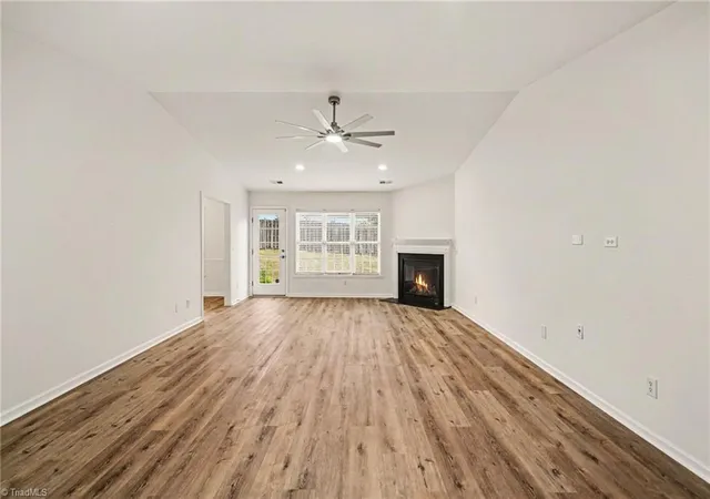 Photo 4 of Single family home for sale at 1915 Longburn Dr, Kernersville, NC 27284 | MLS# 1221933 | Listing updated on 2026-09-10