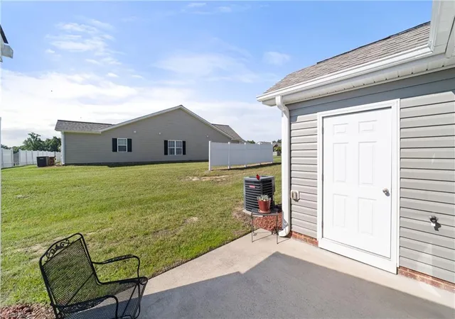 29th image of 204 Oak Ridge Dr, High Point, NC 27263 | MLS# 1226839