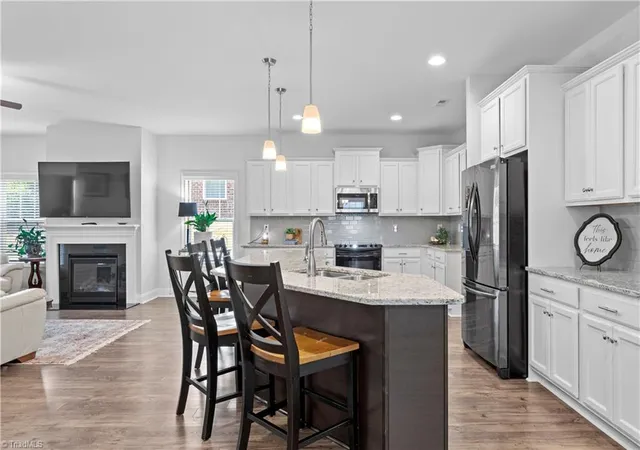 Photo 1 of Sale Pending at 6142 Barrington Oaks Dr, Clemmons, NC 27012 | MLS# 1227612 | Listing updated on 2026-08-12