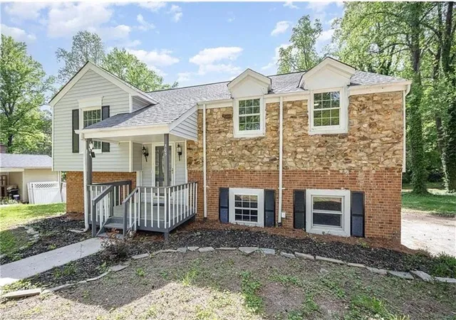 1st image of 305 Rollingwood Rd, Jamestown, NC 27282 | MLS# 1230977