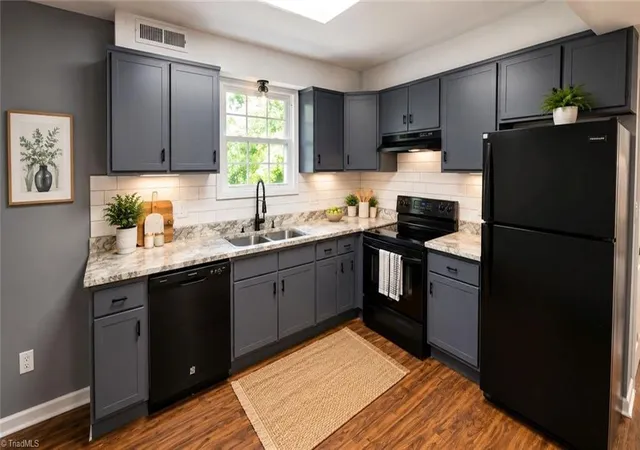 3rd image of 462 Mcpherson Dr, Mebane, NC 27302 | MLS# 1223663