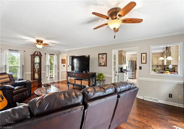 3rd image of 9533 White Tail Trl, Kernersville, NC 27284 | MLS# 1223410