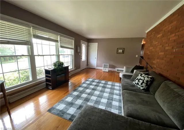 Photo 4 of Single family home for sale at 1112 Green St, Reidsville, NC 27320 | MLS# 1228735 | Listing updated on 2026-09-13