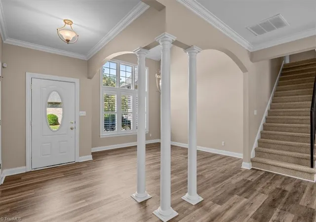 Photo 3 of Single family home for sale at 4002 Flagstick Ct, Jamestown, NC 27282 | MLS# 1233970 | Listing updated on 2026-09-12