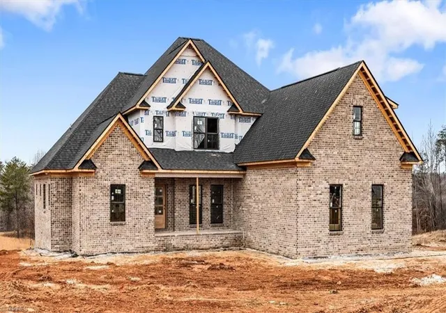 Photo 2 of Single family home for sale at 2015 Bob Jessup Dr, Greensboro, NC 27455 | MLS# 1207080 | Listing updated on 2026-10-08