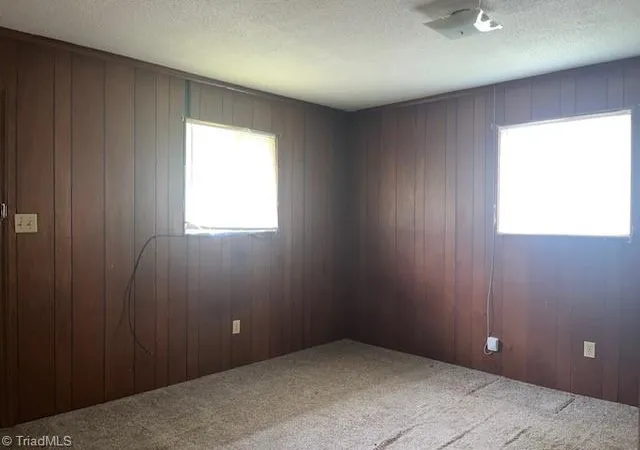 Listing Photo 5 - Condo for sale in building located at 305 Lake Dr, Archdale, NC 27263