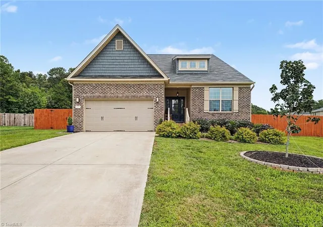 Photo 3 of Single family home for sale at 6475 Rogers Farm Rd, Pleasant Garden, NC 27313 | MLS# 1230461 | Listing updated on 2026-09-12