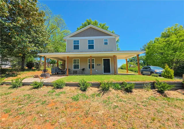Photo 1 of Single family home for sale at 1011 Thurmond St, Winston Salem, NC 27105 | MLS# 1217183 | Listing updated on 2026-09-01