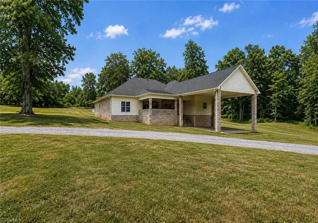 2nd image of 9190 Laurel Glenn Dr, Rural Hall, NC 27045 | MLS# 1229605