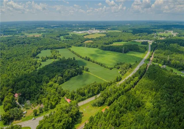 Photo 4 of Sale Pending at 5150 Nc Hwy 8, Lexington, NC 27292 | MLS# 1151862 | Listing updated on 2026-04-19